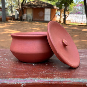Mini Terracotta Cooking Pot with Lid – 6.5 Inch | Handcrafted Earthen Clay Pot