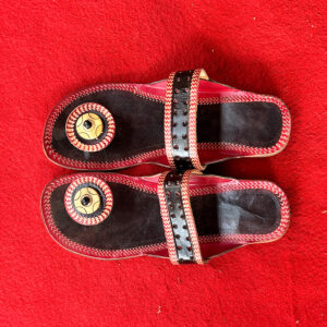 Handcrafted Teal Kolapuri Leather Sandals with Traditional Motif