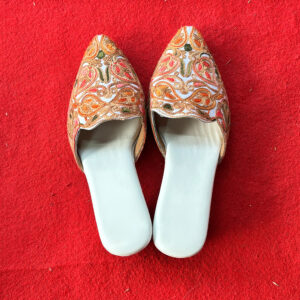 Kashmiri Kadai Hand-Embroidered Mule Heels – Traditional Ethnic Elegance