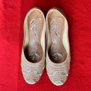 Peach Zari Judi Embroidered Ethnic Flats