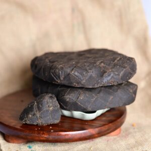 Organic Nalla Bellam (Black Jaggery) – Konaseema