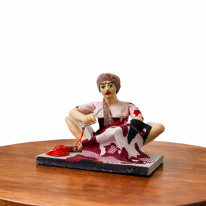 4.5 Inch Kondapalli Clay Weaver Artisan Figurine – Traditional Handloom Craft (5x4 Inch Base)